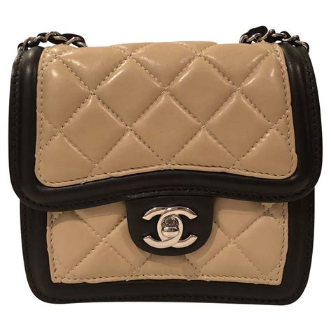 chanel flap bag second hand.